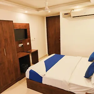 Marina Near Igi Airport 4*, New Delhi India